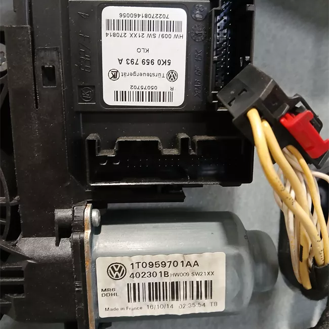 Alzacristallo porta anteriore sinistro