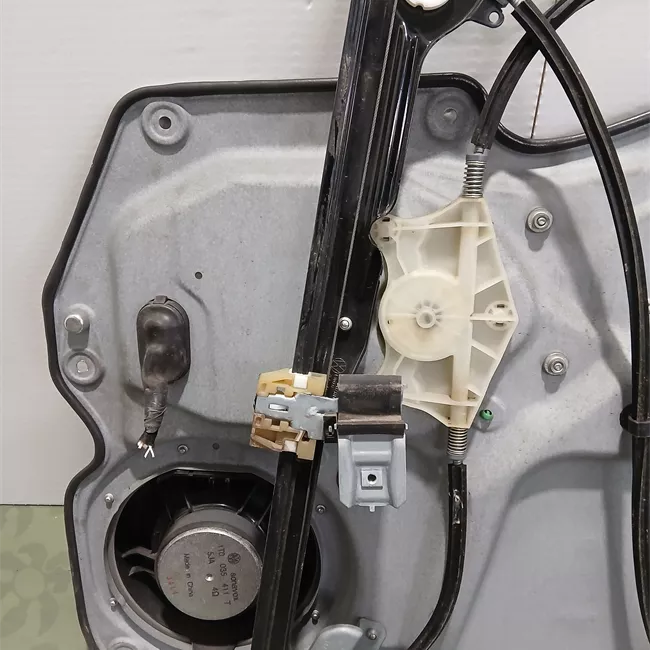 Alzacristallo porta anteriore sinistro