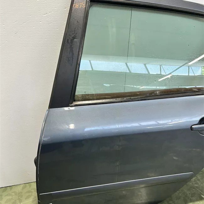 Porta posteriore sinistra