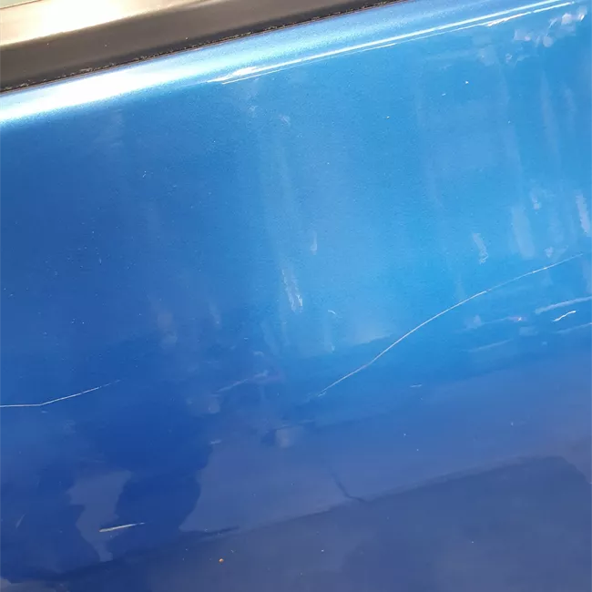 Porta anteriore sinistra