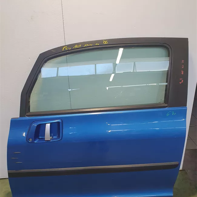 Porta anteriore sinistra