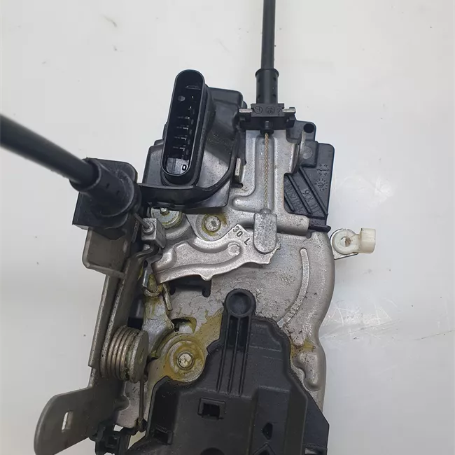 Serratura porta anteriore sinistra