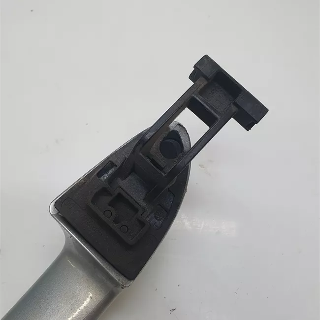 Maniglia porta posteriore sinistra con keyless entry