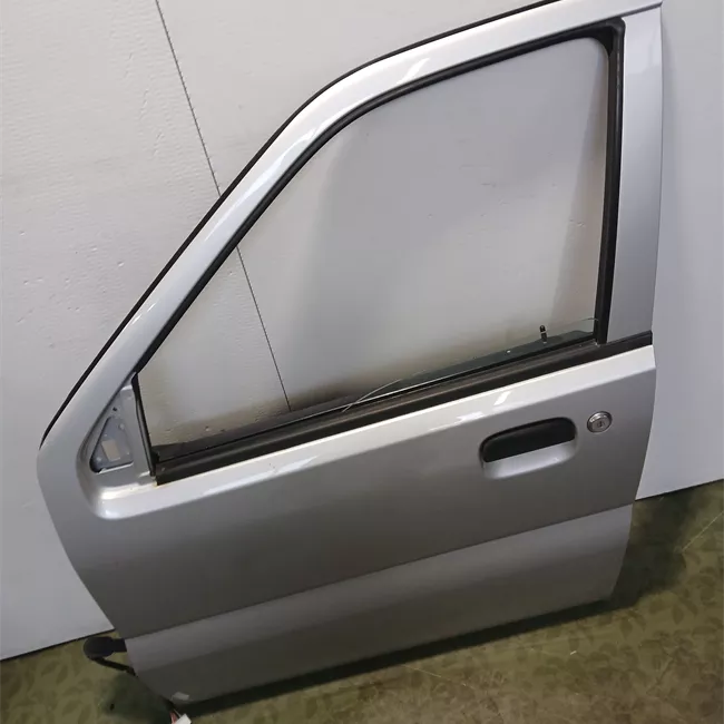 Porta anteriore sinistra