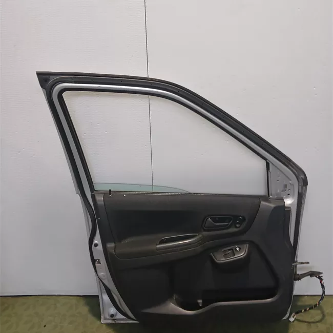 Porta anteriore sinistra