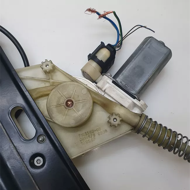 Motorino alzacristallo porta anteriore destro