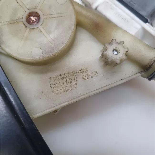 Motorino alzacristallo porta anteriore destro