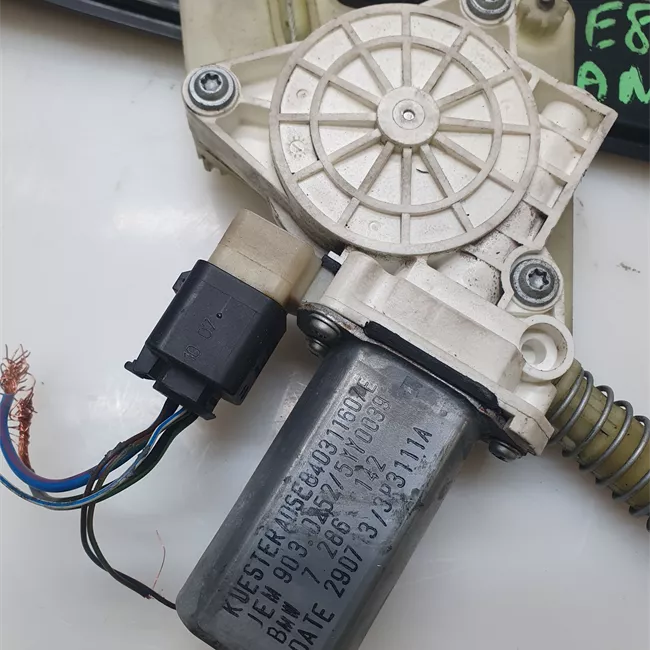 Motorino alzacristallo porta anteriore destro