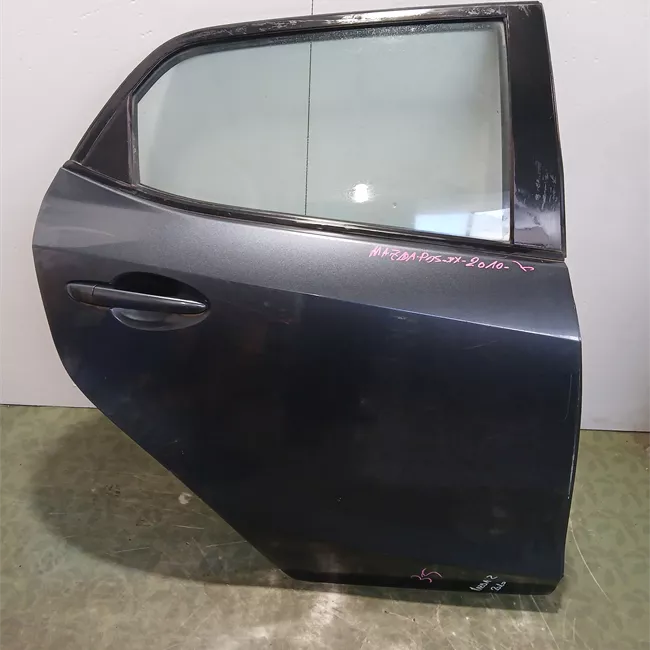 Porta posteriore destra