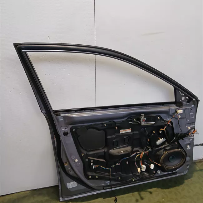 Porta anteriore sinistra