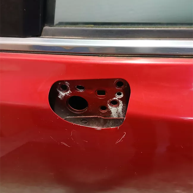 Porta anteriore sinistra