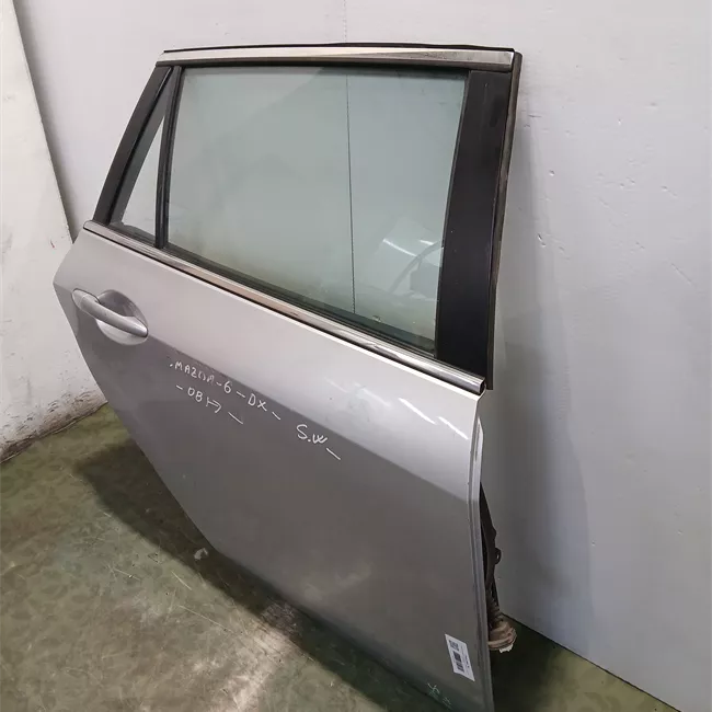 Porta posteriore destra