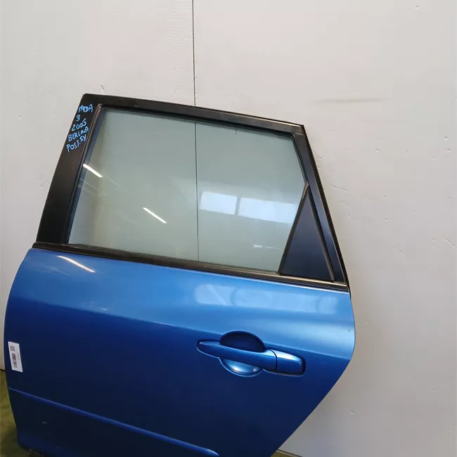 Porta posteriore destra