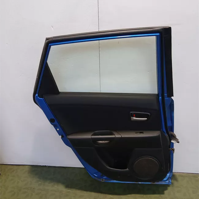 Porta posteriore destra