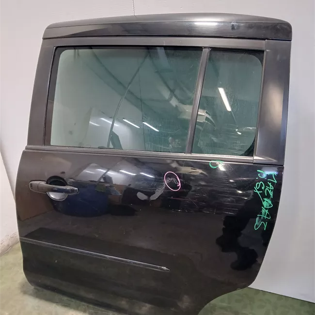 Porta posteriore destra