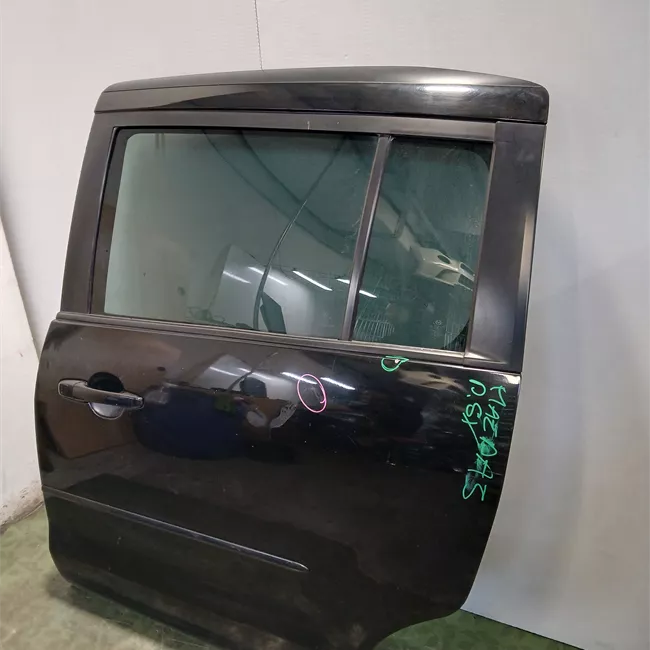 Porta posteriore destra