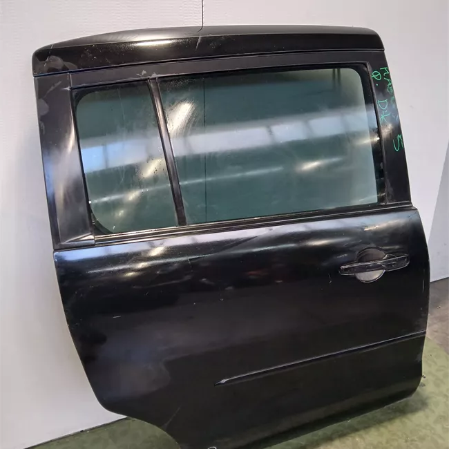 Porta posteriore destra