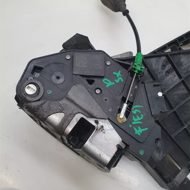 Serratura porta posteriore sinistra con sistema di chiusura centrale