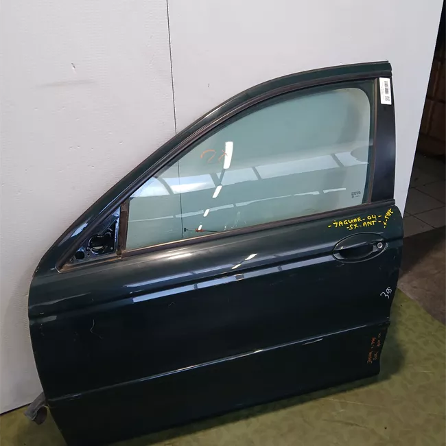 Porta anteriore sinistra