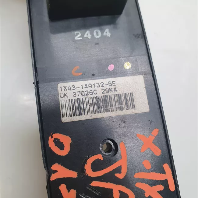 Interruttore alzacristalli porta anteriore