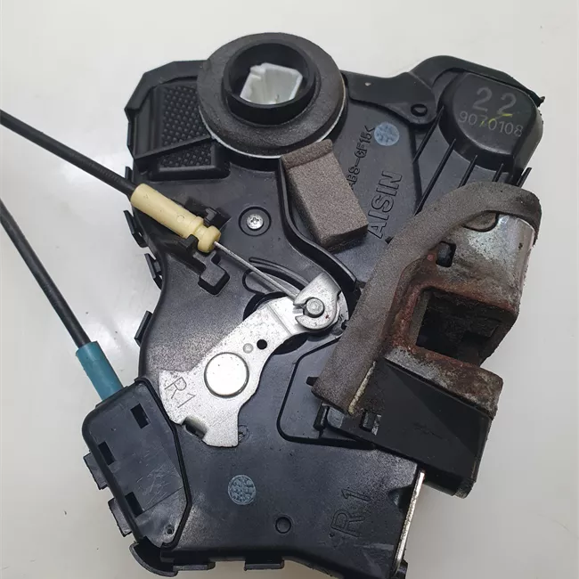 Serratura porta anteriore destra