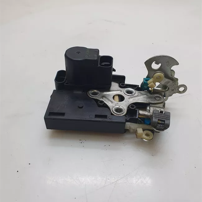 Serratura porta anteriore destra