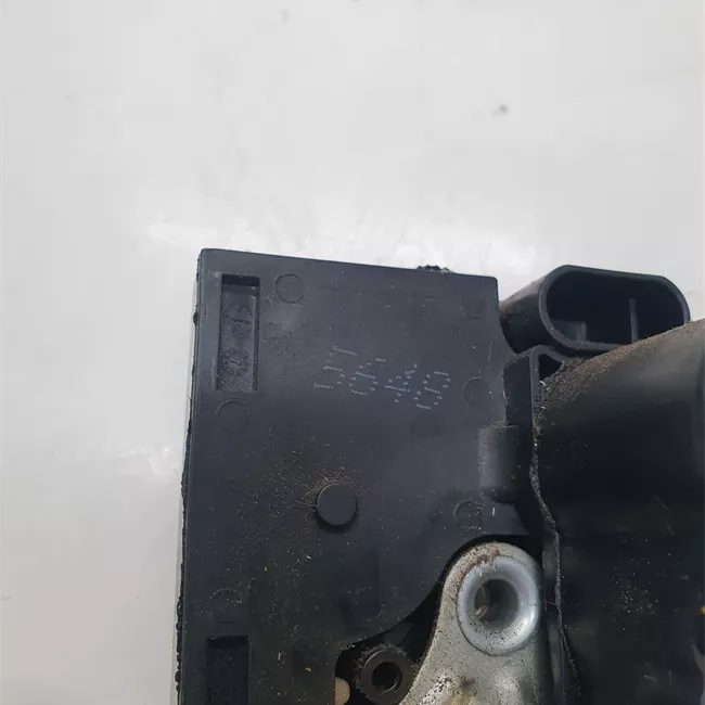 Serratura porta anteriore destra