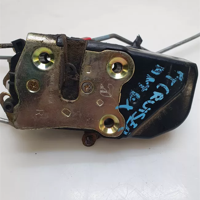 Serratura porta anteriore destra