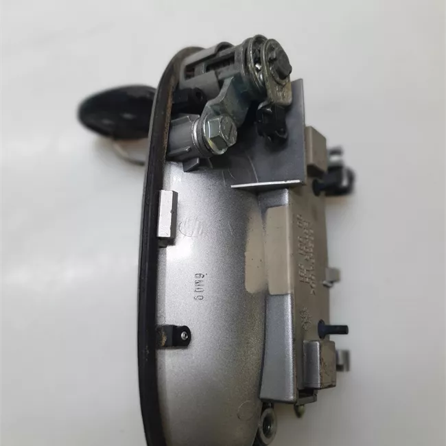 Maniglia porta anteriore sinistra primer