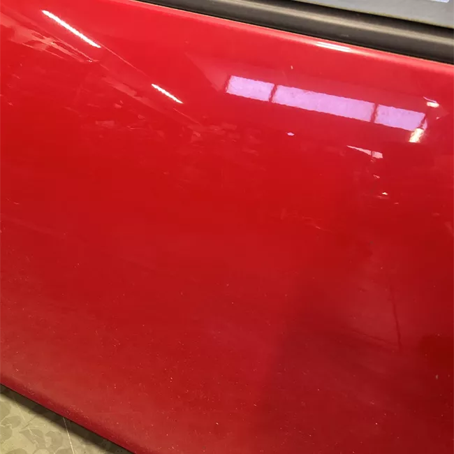 Porta anteriore destra