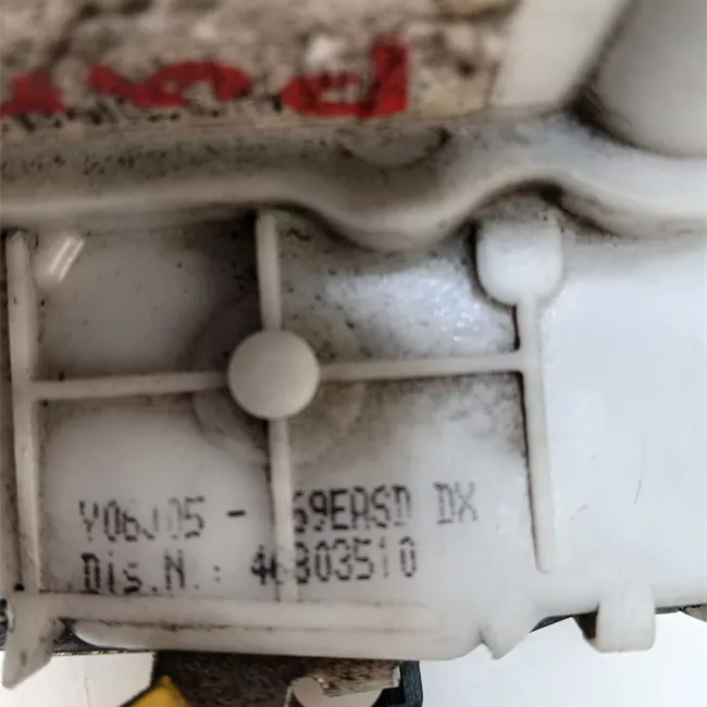 Serratura porta anteriore destra