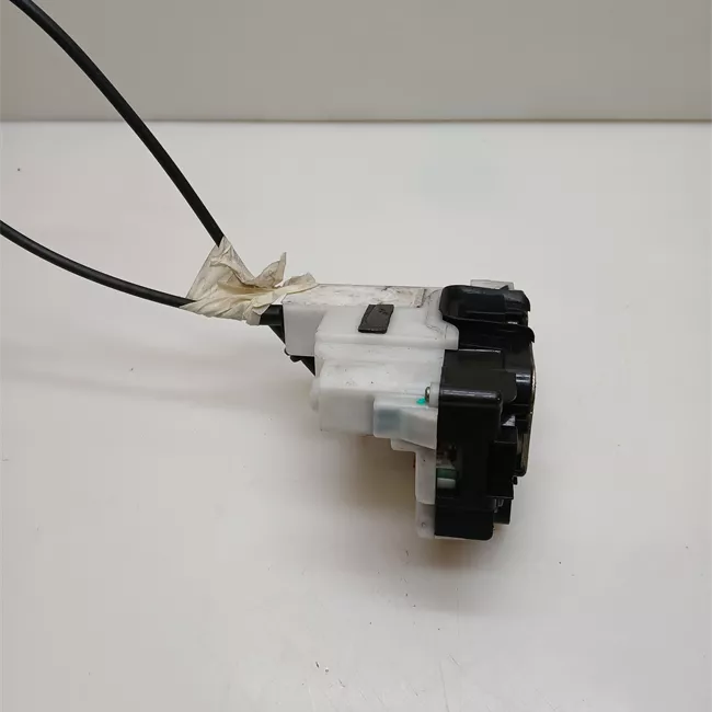 Serratura porta anteriore destra