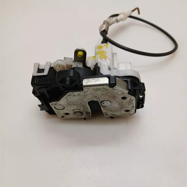 Serratura porta anteriore destra