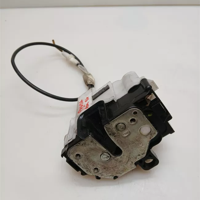 Serratura porta anteriore destra