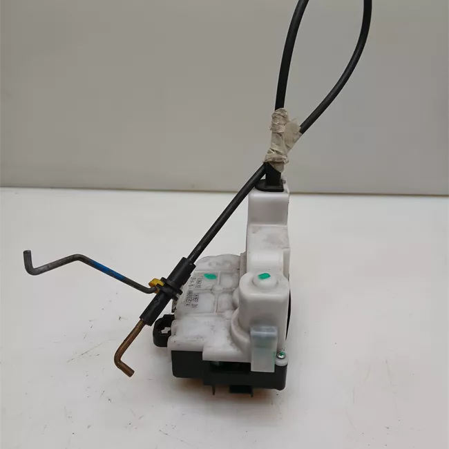 Serratura porta posteriore destra