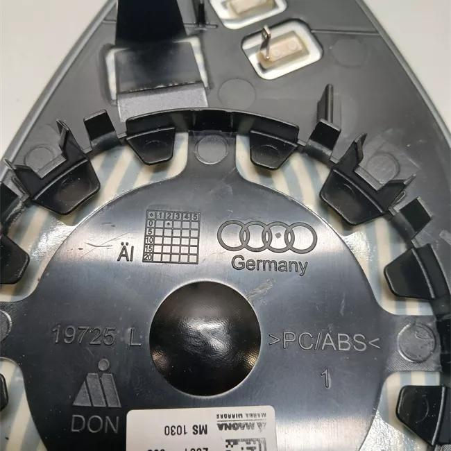 Cristallo retrovisore esterno sinistro