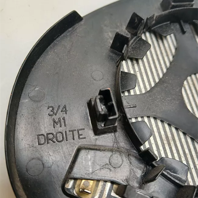 Cristallo retrovisore esterno destro