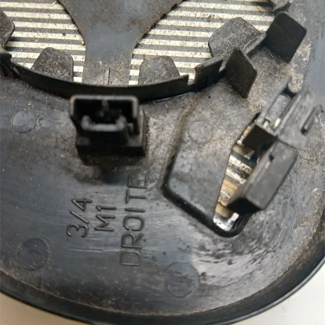 Cristallo retrovisore esterno destro