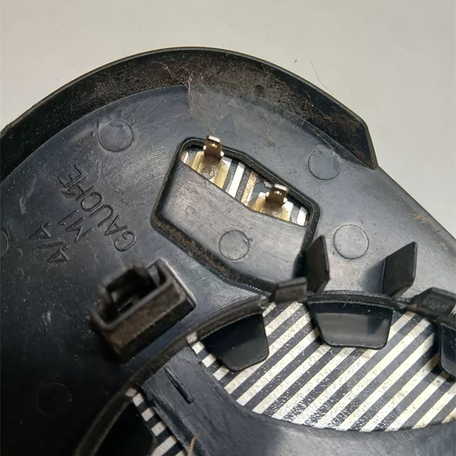 Cristallo retrovisore esterno sinistro