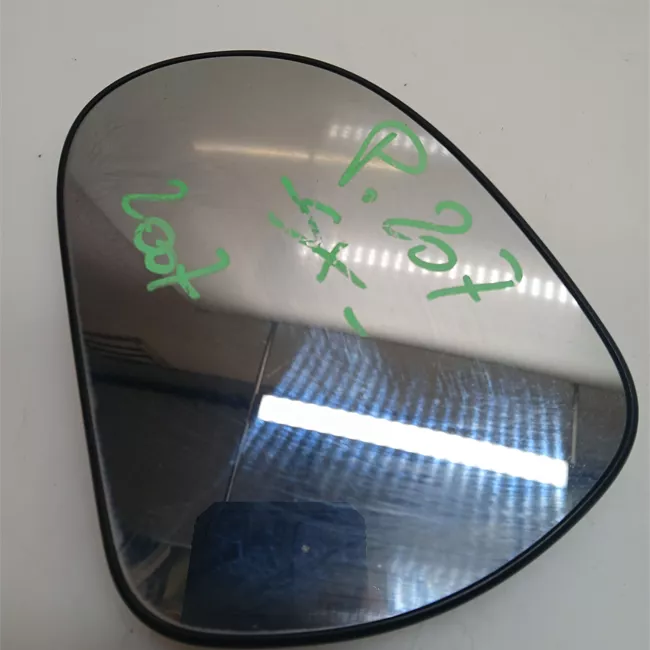 Cristallo retrovisore esterno sinistro