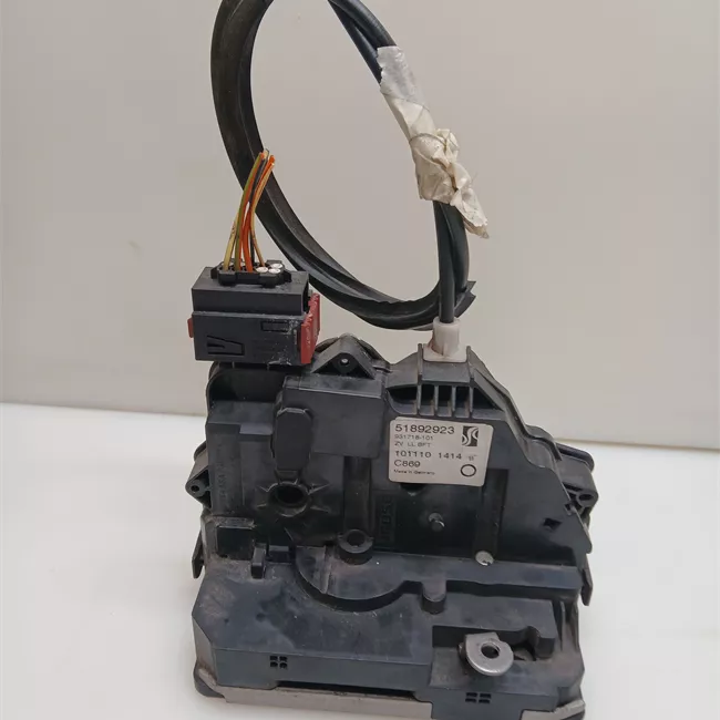 Serratura chiusura centralizzata porta anteriore destra