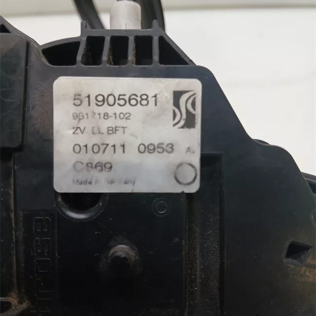 Serratura chiusura centralizzata porta anteriore destra