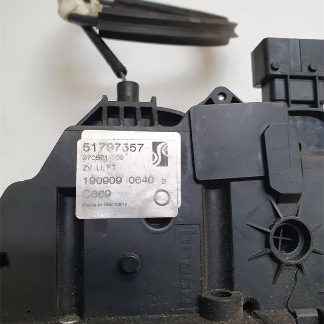 Serratura chiusura centralizzata porta anteriore sinistra