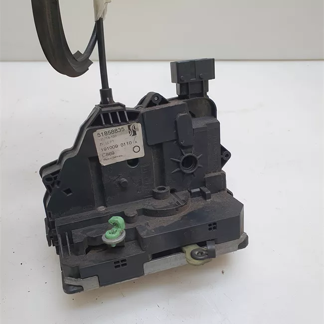 Serratura chiusura centralizzata porta anteriore sinistra