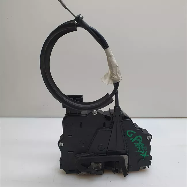 Serratura chiusura centralizzata porta anteriore sinistra