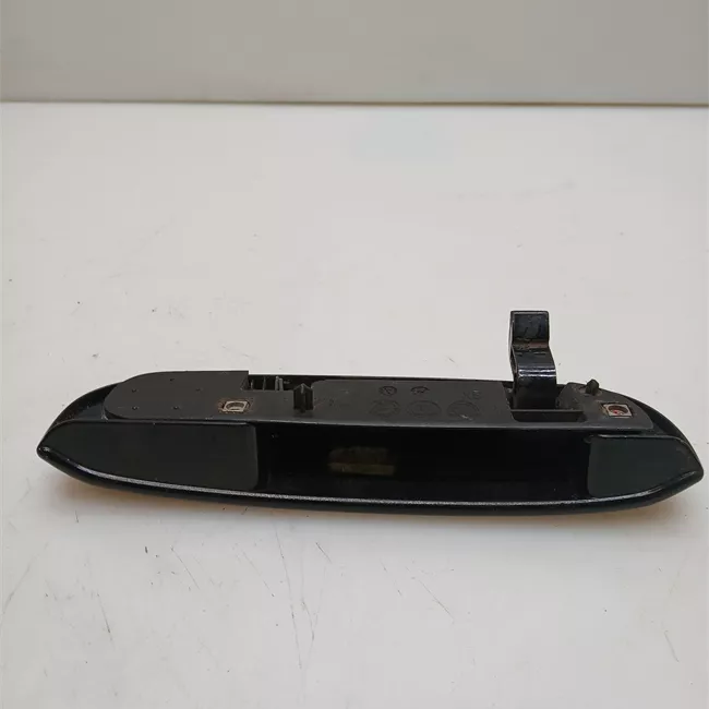 Maniglia porta posteriore sinistra primer