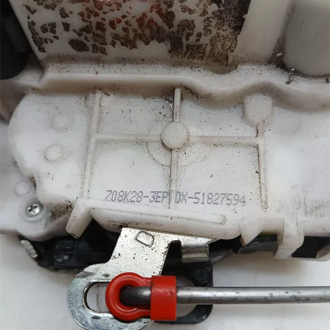 Serratura porta anteriore destra senza telecomando