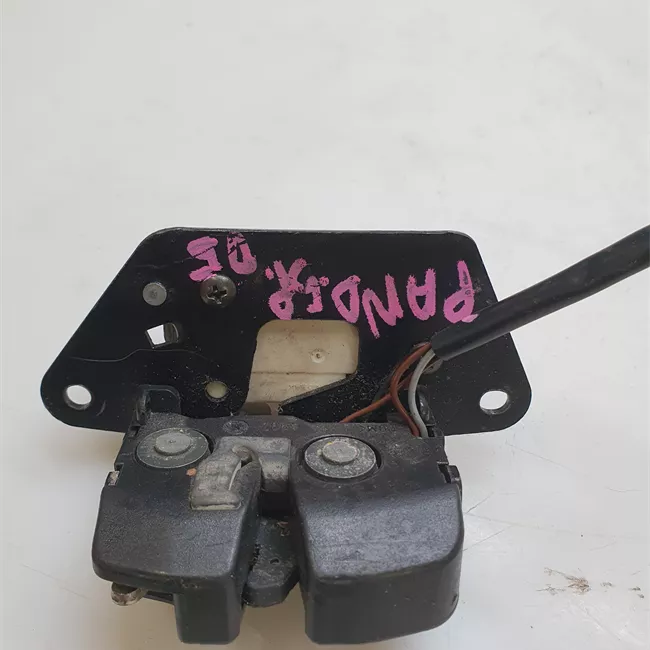 Serratura portello posteriore