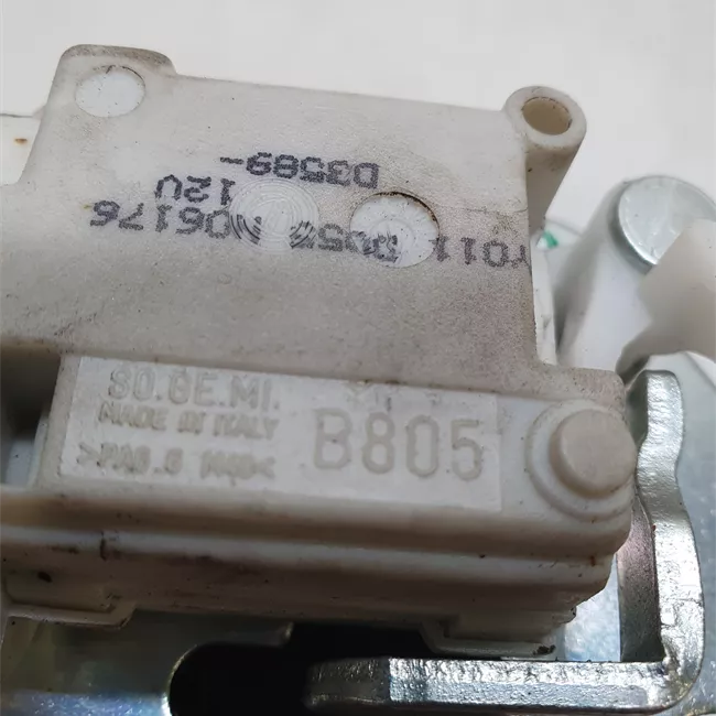 Serratura portello posteriore con bloccaporte elettrico