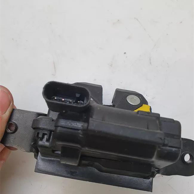 Serratura portello posteriore